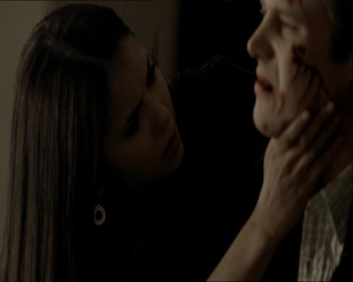 VampireDiariesWorld_dot_org-118UnderControl1481.jpg