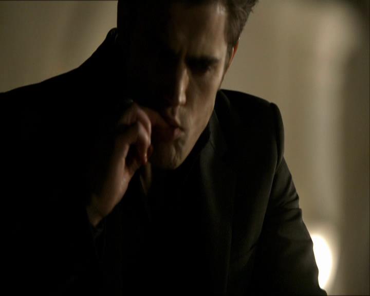 VampireDiariesWorld_dot_org-118UnderControl1594.jpg