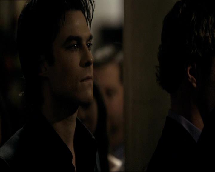 VampireDiariesWorld_dot_org-118UnderControl1644.jpg