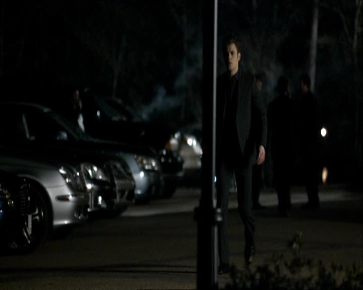 VampireDiariesWorld_dot_org-118UnderControl1703.jpg