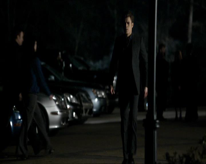 VampireDiariesWorld_dot_org-118UnderControl1704.jpg