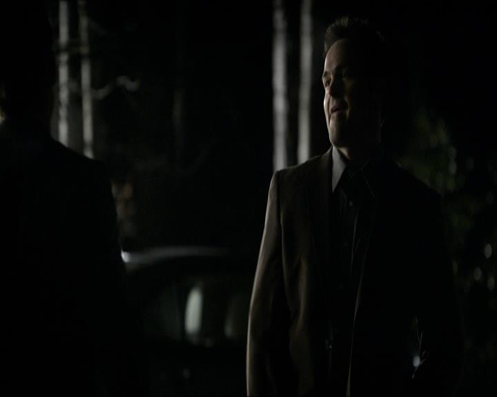 VampireDiariesWorld_dot_org-118UnderControl1711.jpg