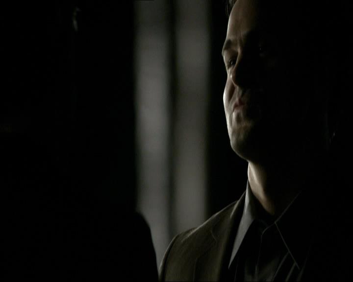 VampireDiariesWorld_dot_org-118UnderControl1729.jpg