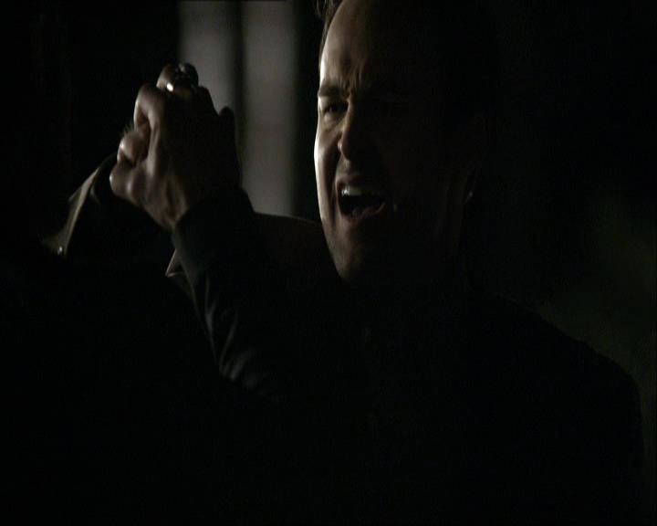 VampireDiariesWorld_dot_org-118UnderControl1738.jpg