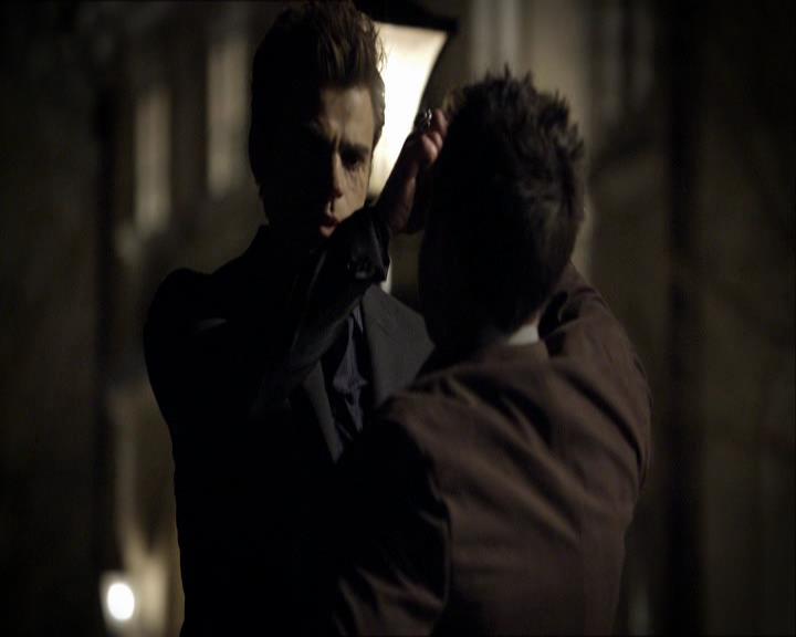 VampireDiariesWorld_dot_org-118UnderControl1742.jpg