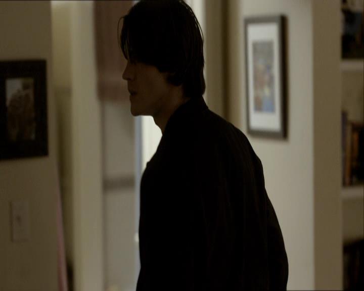 VampireDiariesWorld_dot_org-118UnderControl1770.jpg