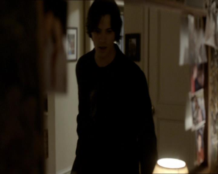 VampireDiariesWorld_dot_org-118UnderControl1771.jpg