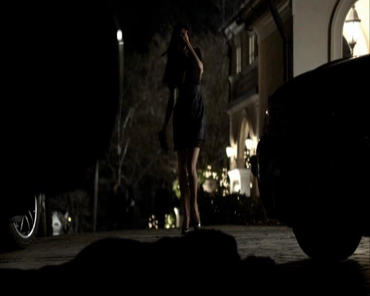 VampireDiariesWorld_dot_org-118UnderControl1831.jpg