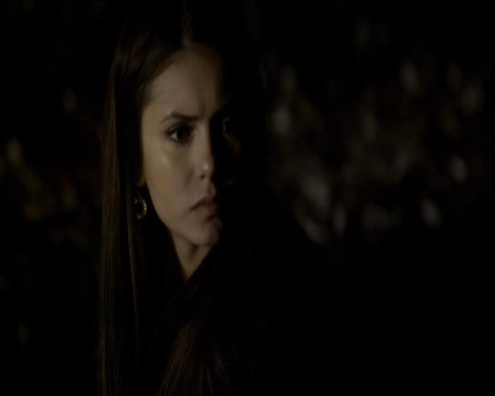 VampireDiariesWorld_dot_org-118UnderControl1853.jpg