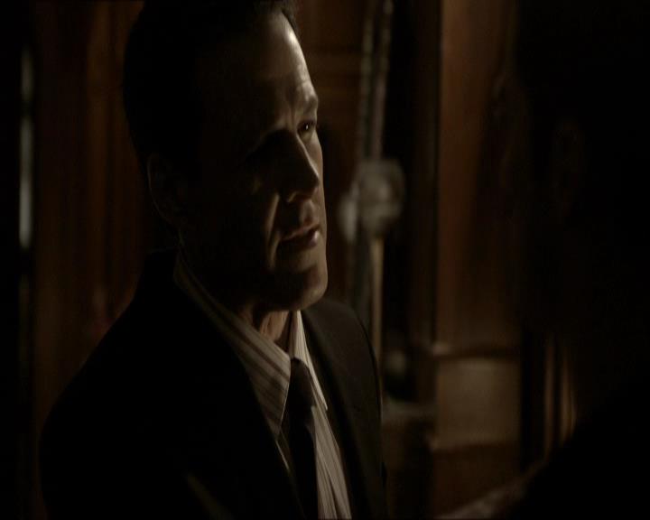 VampireDiariesWorld_dot_org-118UnderControl1879.jpg