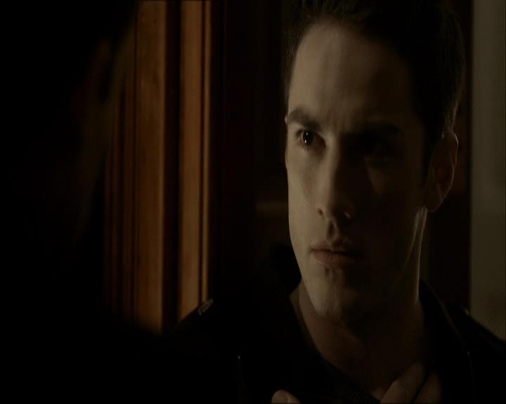 VampireDiariesWorld_dot_org-118UnderControl1881.jpg