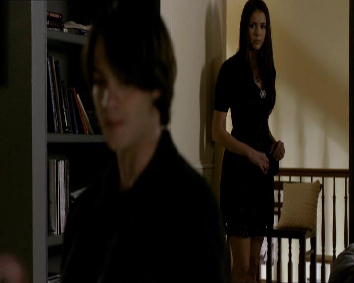 VampireDiariesWorld_dot_org-118UnderControl2045.jpg