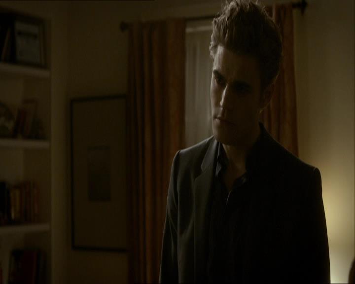 VampireDiariesWorld_dot_org-118UnderControl2064.jpg