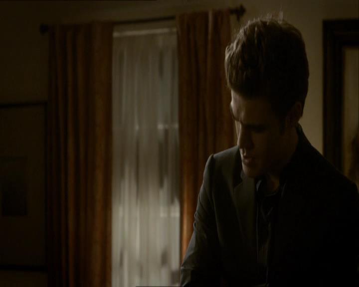 VampireDiariesWorld_dot_org-118UnderControl2083.jpg