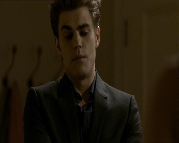 VampireDiariesWorld_dot_org-118UnderControl2154.jpg