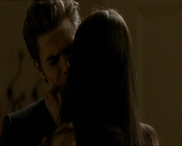 VampireDiariesWorld_dot_org-118UnderControl2171.jpg