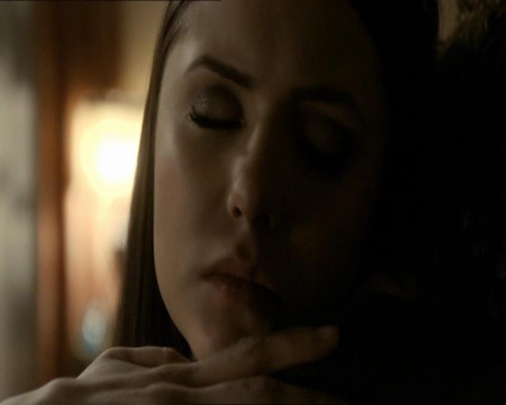 VampireDiariesWorld_dot_org-118UnderControl2184.jpg