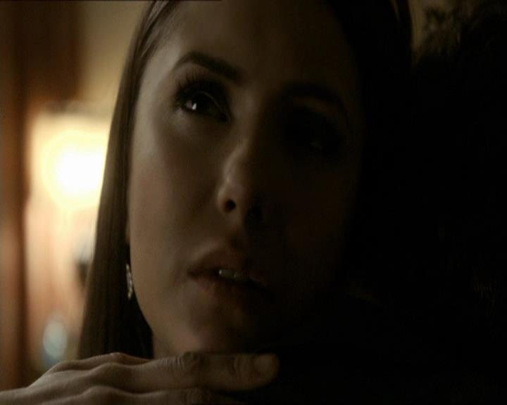 VampireDiariesWorld_dot_org-118UnderControl2185.jpg