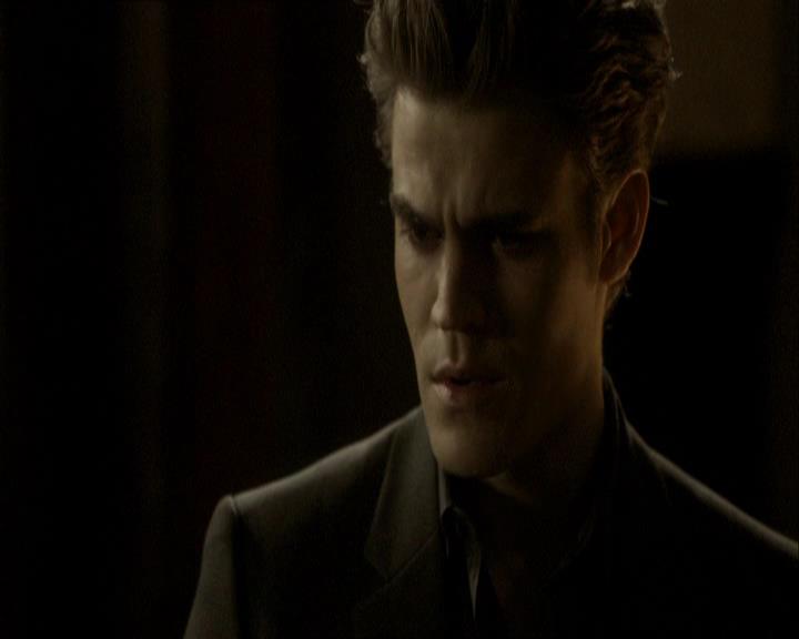 VampireDiariesWorld_dot_org-118UnderControl2225.jpg