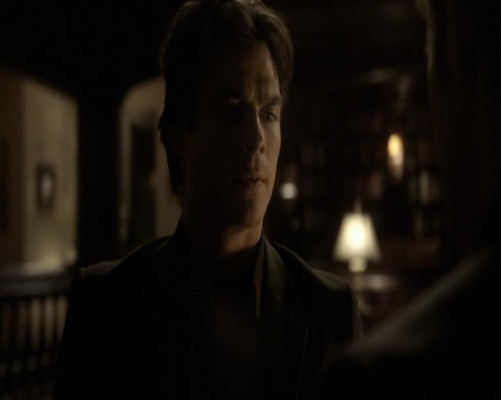 VampireDiariesWorld_dot_org-118UnderControl2228.jpg