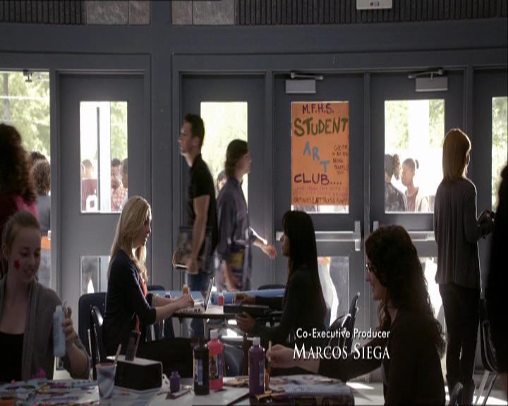 VampireDiariesWorld_dot_org-121Isobel0212.jpg