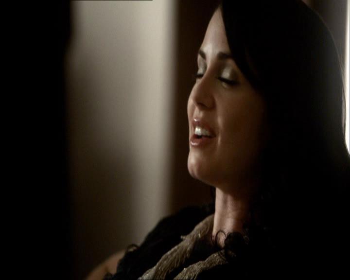 VampireDiariesWorld_dot_org-121Isobel0340.jpg