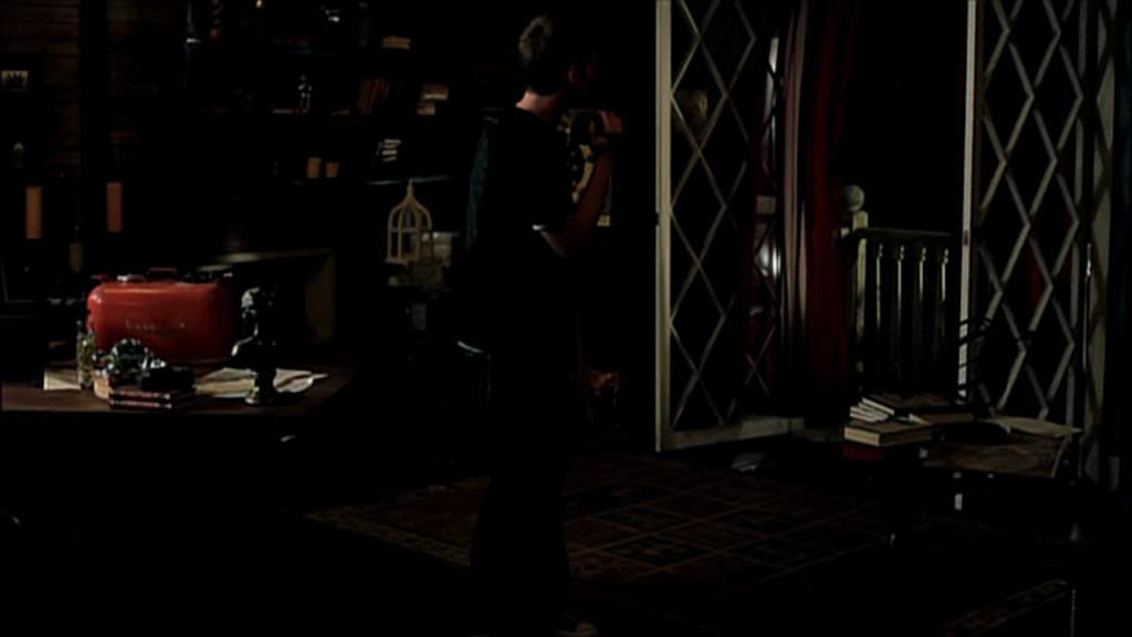 VampireDiariesWorld-dot-org_TVD-S1-SpecialFeatures_ADarkerTruthWebisodes_Captures00412.jpg