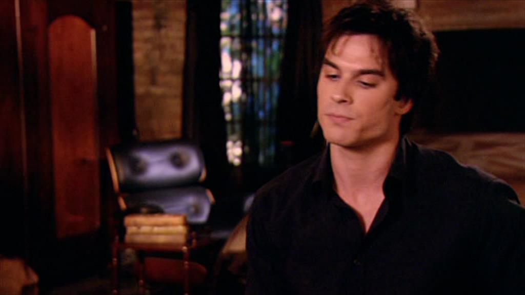 VampireDiariesWorld-dot-org_TVD-S1-SpecialFeatures_IntoMysticFalls_Captures00087.jpg