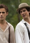 VampireDiariesWorld-dot-org_TVD-S1-SpecialFeatures_IntoMysticFalls_Captures01482.jpg