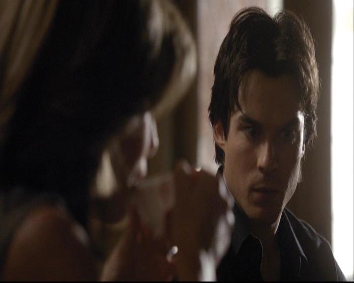 VampireDiariesWorld-dot-org_2x02BraveNewWorld0324.jpg