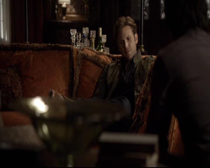 VampireDiariesWorld-dot-org_2x03BadMoonRising0026.jpg