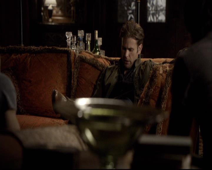 VampireDiariesWorld-dot-org_2x03BadMoonRising0032.jpg