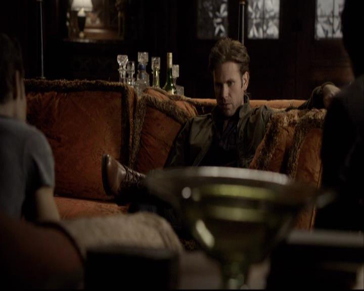 VampireDiariesWorld-dot-org_2x03BadMoonRising0035.jpg