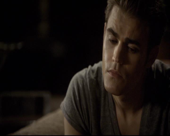 VampireDiariesWorld-dot-org_2x03BadMoonRising0039.jpg