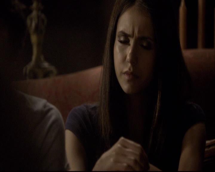 VampireDiariesWorld-dot-org_2x03BadMoonRising0050.jpg