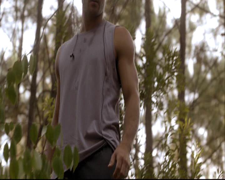 VampireDiariesWorld-dot-org_2x03BadMoonRising0070.jpg