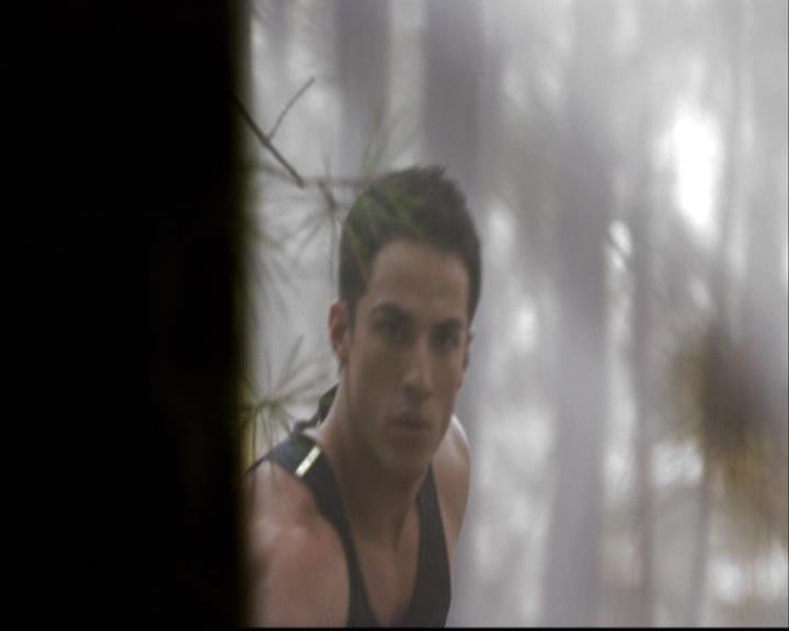 VampireDiariesWorld-dot-org_2x03BadMoonRising0072.jpg