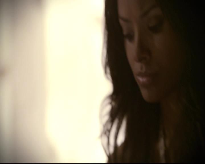 VampireDiariesWorld-dot-org_2x03BadMoonRising0530.jpg