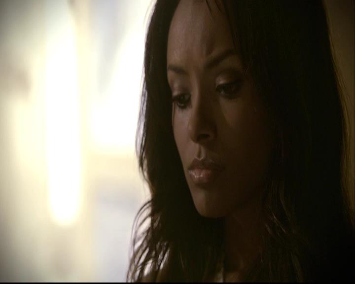 VampireDiariesWorld-dot-org_2x03BadMoonRising0532.jpg