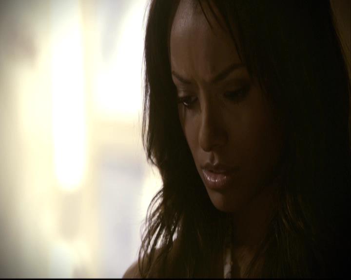 VampireDiariesWorld-dot-org_2x03BadMoonRising0534.jpg