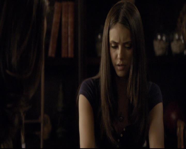 VampireDiariesWorld-dot-org_2x03BadMoonRising0881.jpg