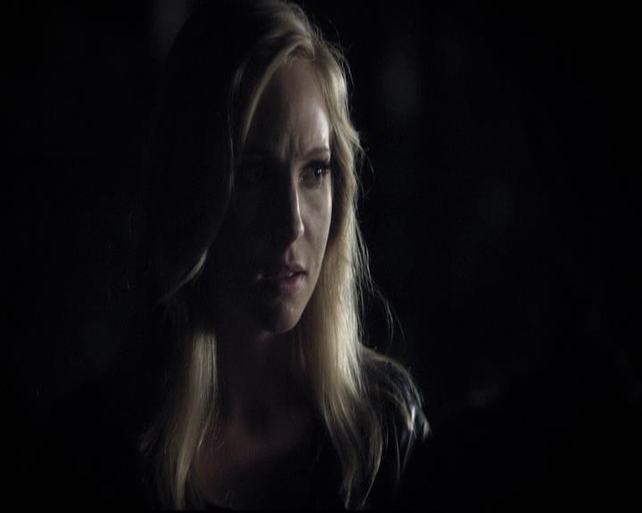 VampireDiariesWorld-dot-org_2x03BadMoonRising1939.jpg