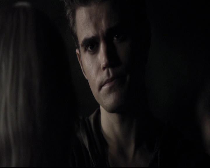 VampireDiariesWorld-dot-org_2x03BadMoonRising1944.jpg