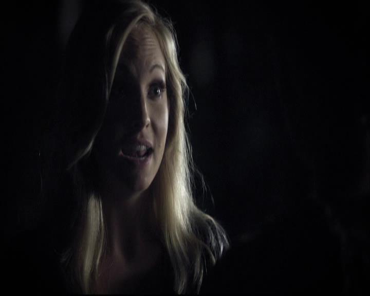 VampireDiariesWorld-dot-org_2x03BadMoonRising1948.jpg