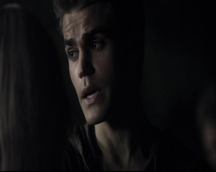 VampireDiariesWorld-dot-org_2x03BadMoonRising1951.jpg