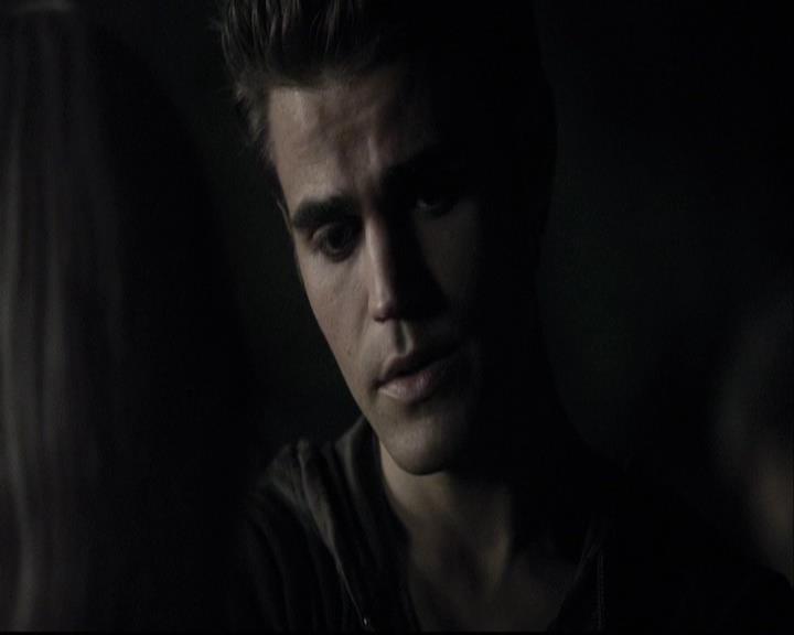 VampireDiariesWorld-dot-org_2x03BadMoonRising1955.jpg