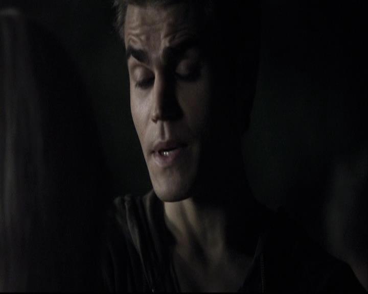 VampireDiariesWorld-dot-org_2x03BadMoonRising1962.jpg