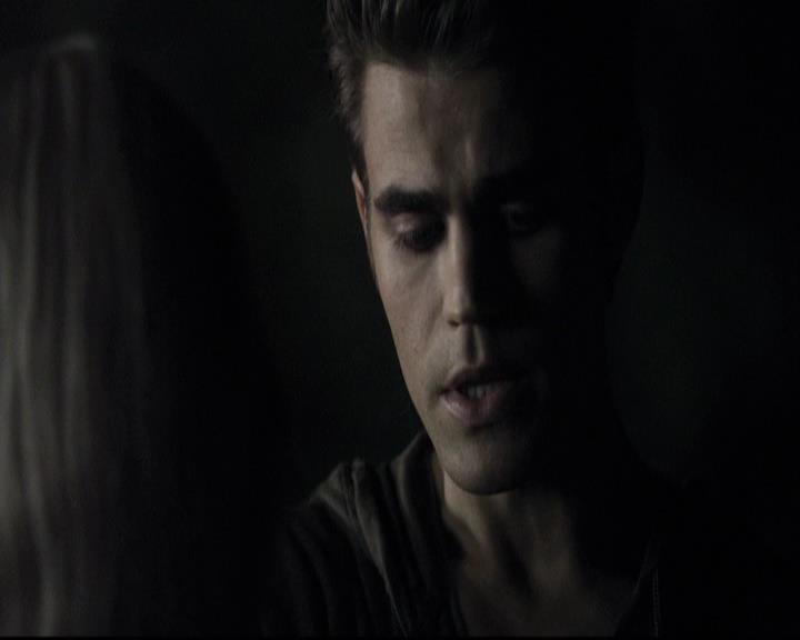 VampireDiariesWorld-dot-org_2x03BadMoonRising1966.jpg