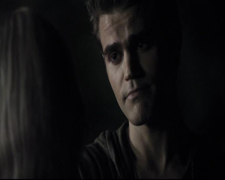 VampireDiariesWorld-dot-org_2x03BadMoonRising1973.jpg