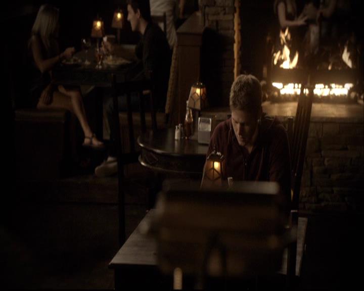 VampireDiariesWorld-dot-org_2x03BadMoonRising2022.jpg